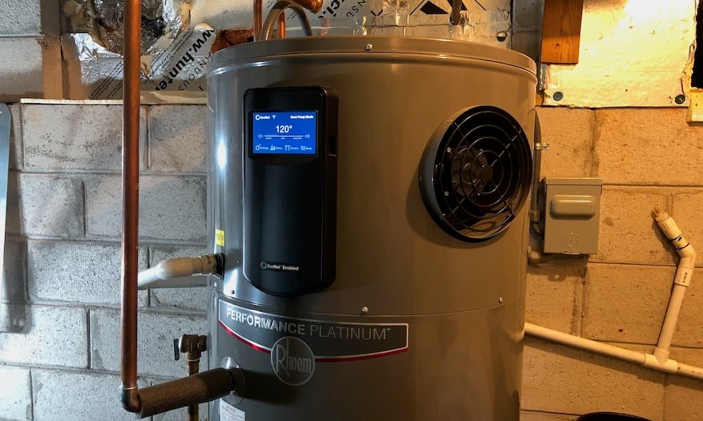 HeizungsElement: Ihr Experte für hochwertige Warmwasserspeicher aus Edelstahl