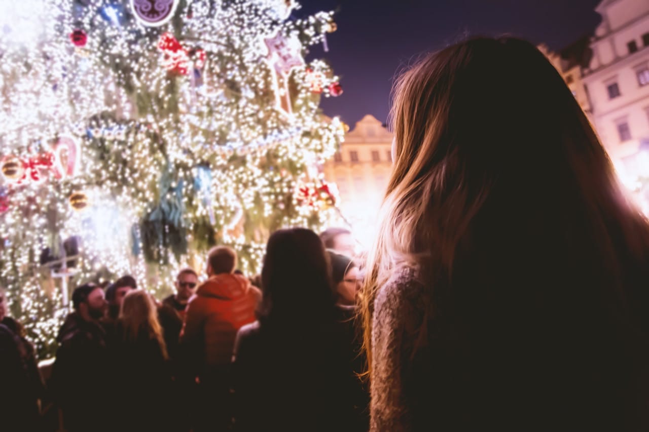 Faltzelte: Die ideale Lösung für Jahrmärkte und Weihnachtsmärkte