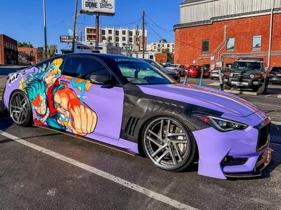 Anime Auto mit Charakter: Maßgeschneiderte Designs für echte Otakus